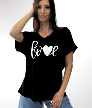 T-shirt V oversized love heart