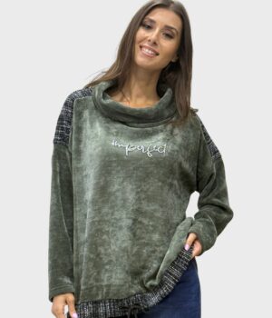 Μπλούζα oversize ξεχειλωτό λαιμό στρας